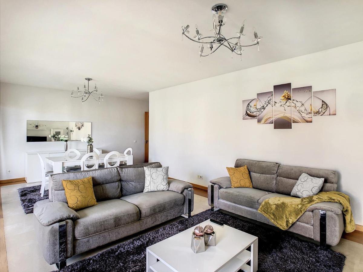 פונשל Samya Apartment By Lovelystay מראה חיצוני תמונה