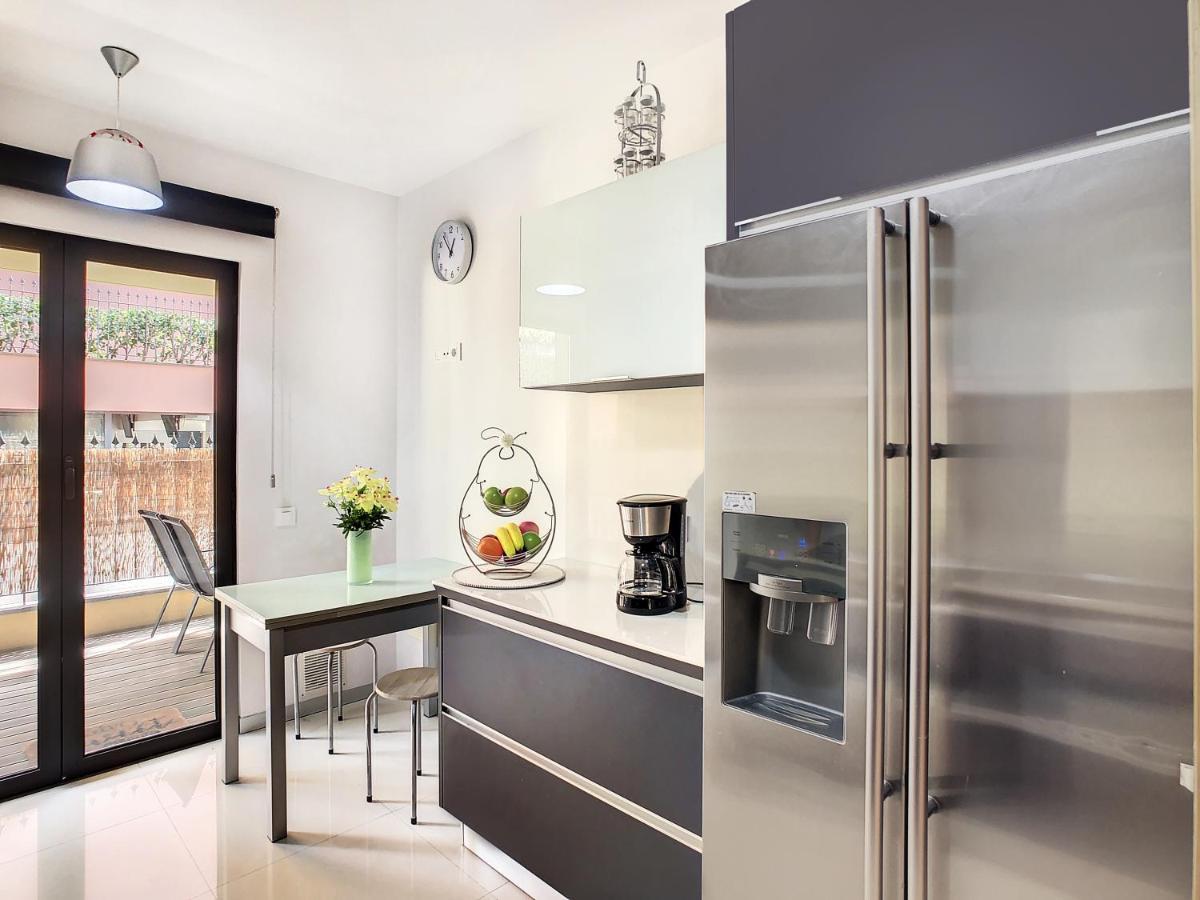 פונשל Samya Apartment By Lovelystay מראה חיצוני תמונה
